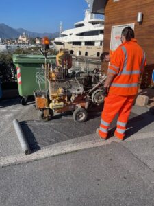 Segnaletica orrizzontale Marina di loano 2